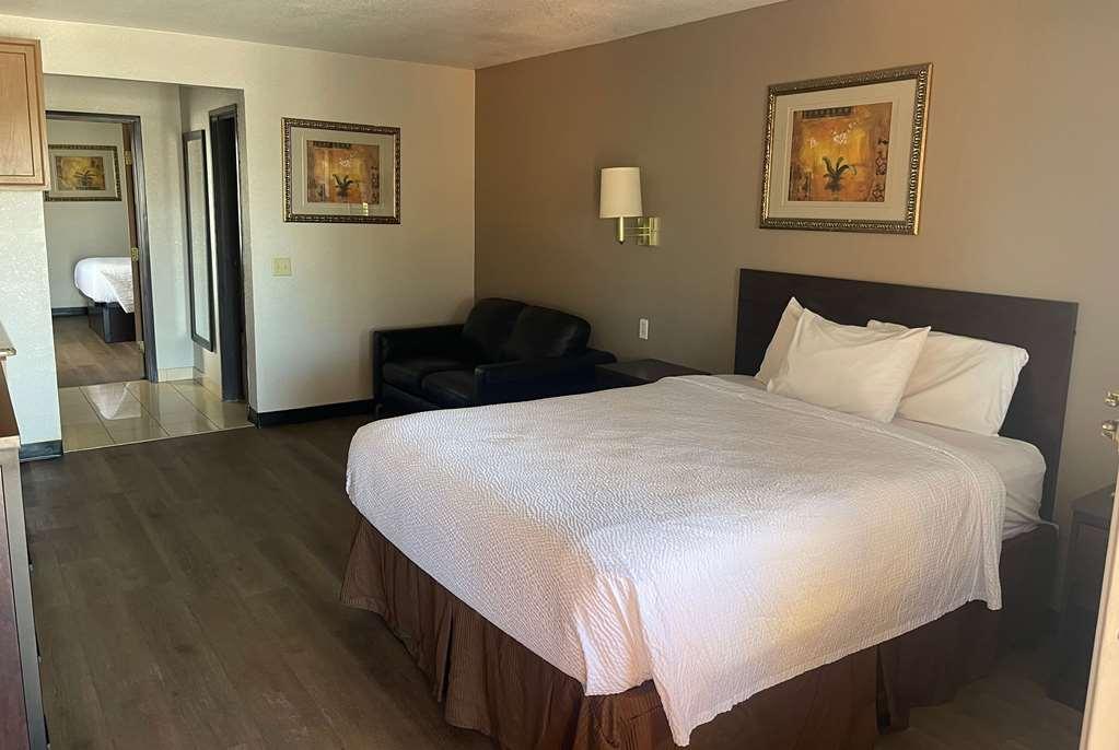 Travelodge By Wyndham Tucson Az Room photo